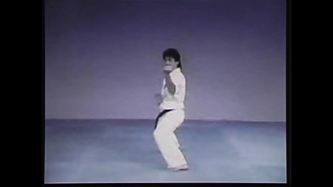 Каратэ Киокушинкай: Ката - Сайфа /Kyokushin Karate: Kata - Saifa