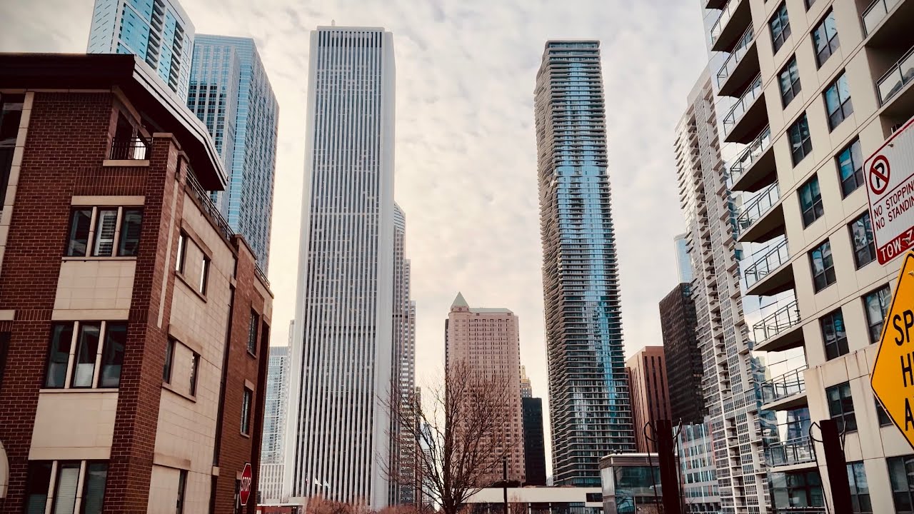 Walking Through Chicago Lakeshore East