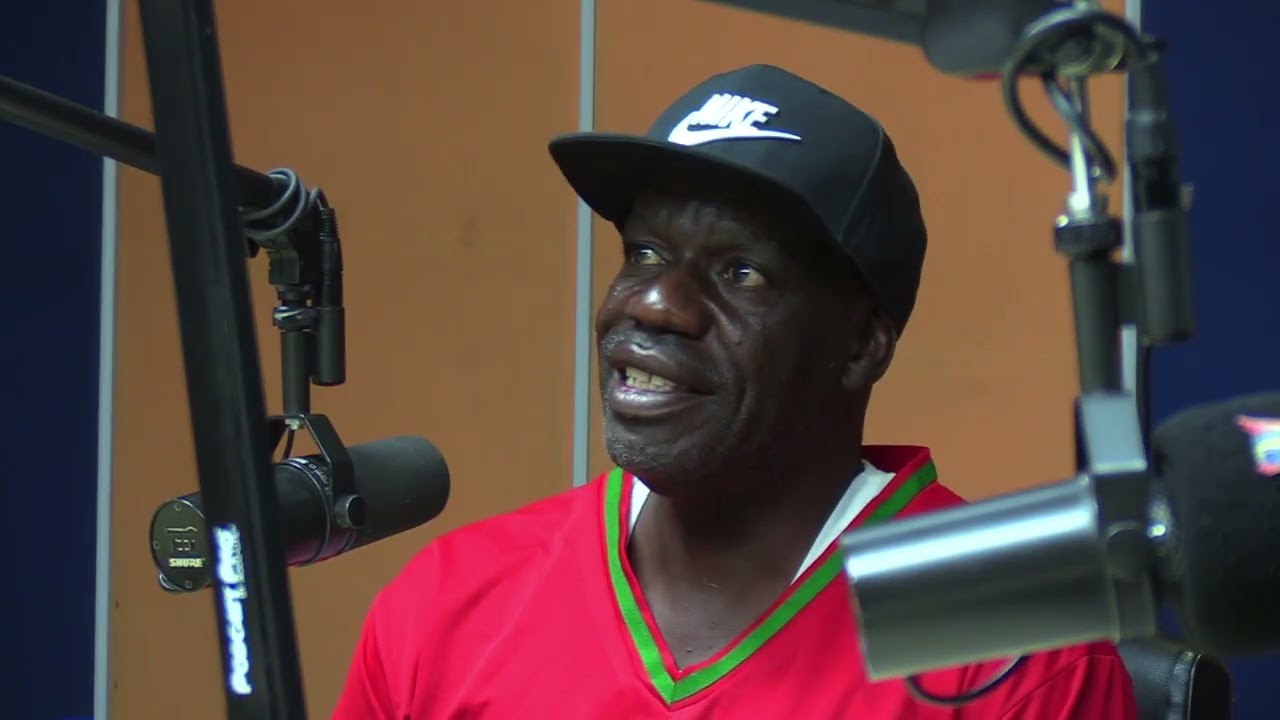 Bla Matsotsi vanetsa nekuba nekubaya vanhu nemapanga kuZengeza
