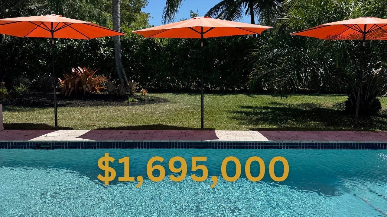 Beautifully Updated Pool Home in Palmetto Bay, FL