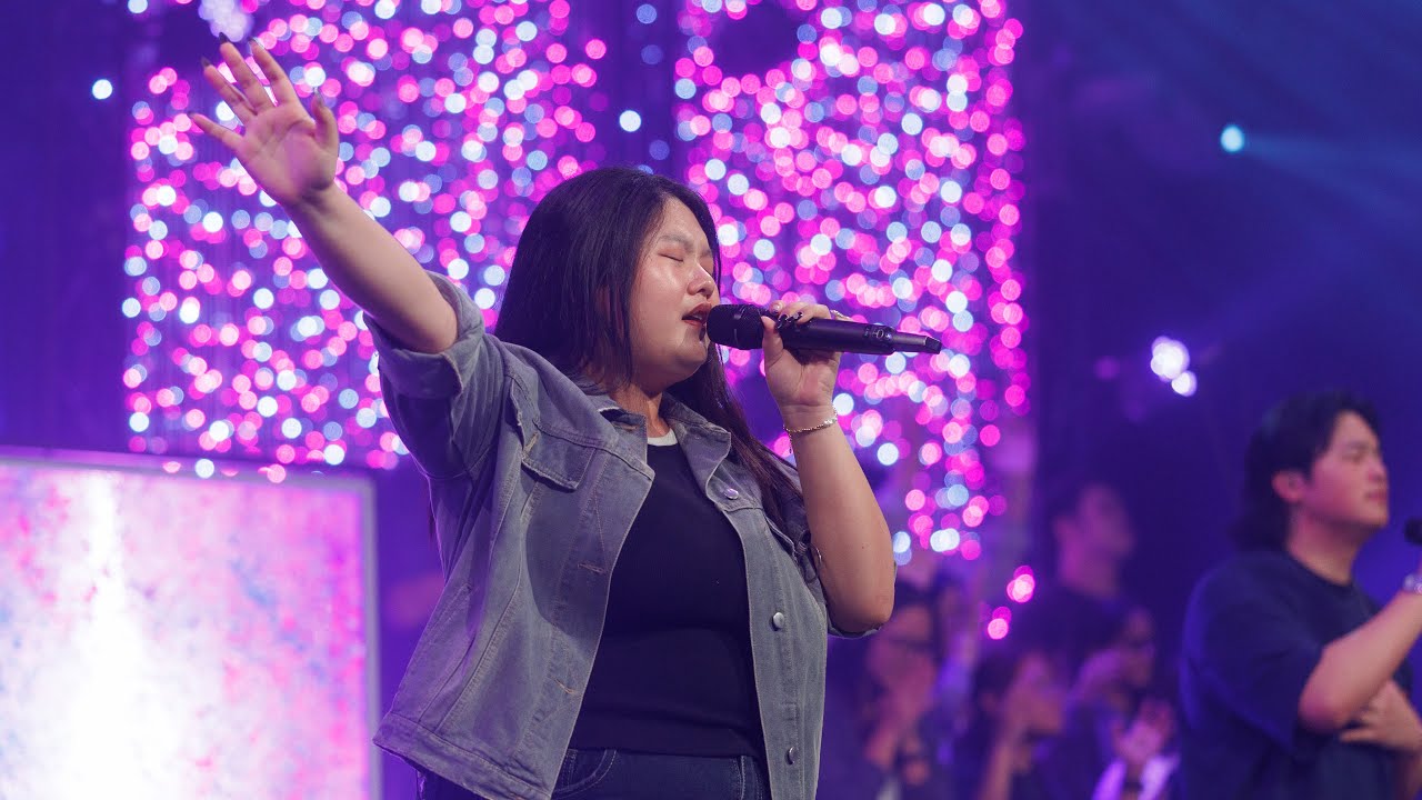 Emerge: God I Look To You // Erana Belle @City Harvest Church