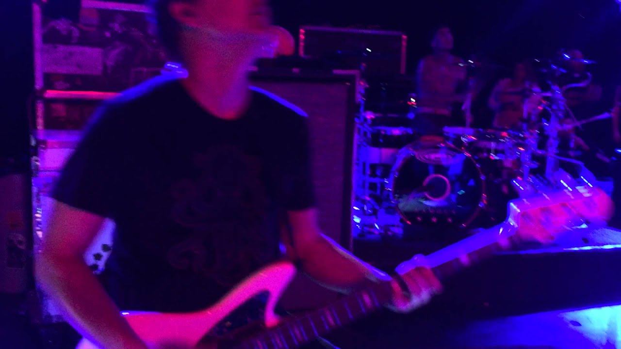 Don't Leave Me - blink-182 with Matt Skiba (Live at The Roxy)