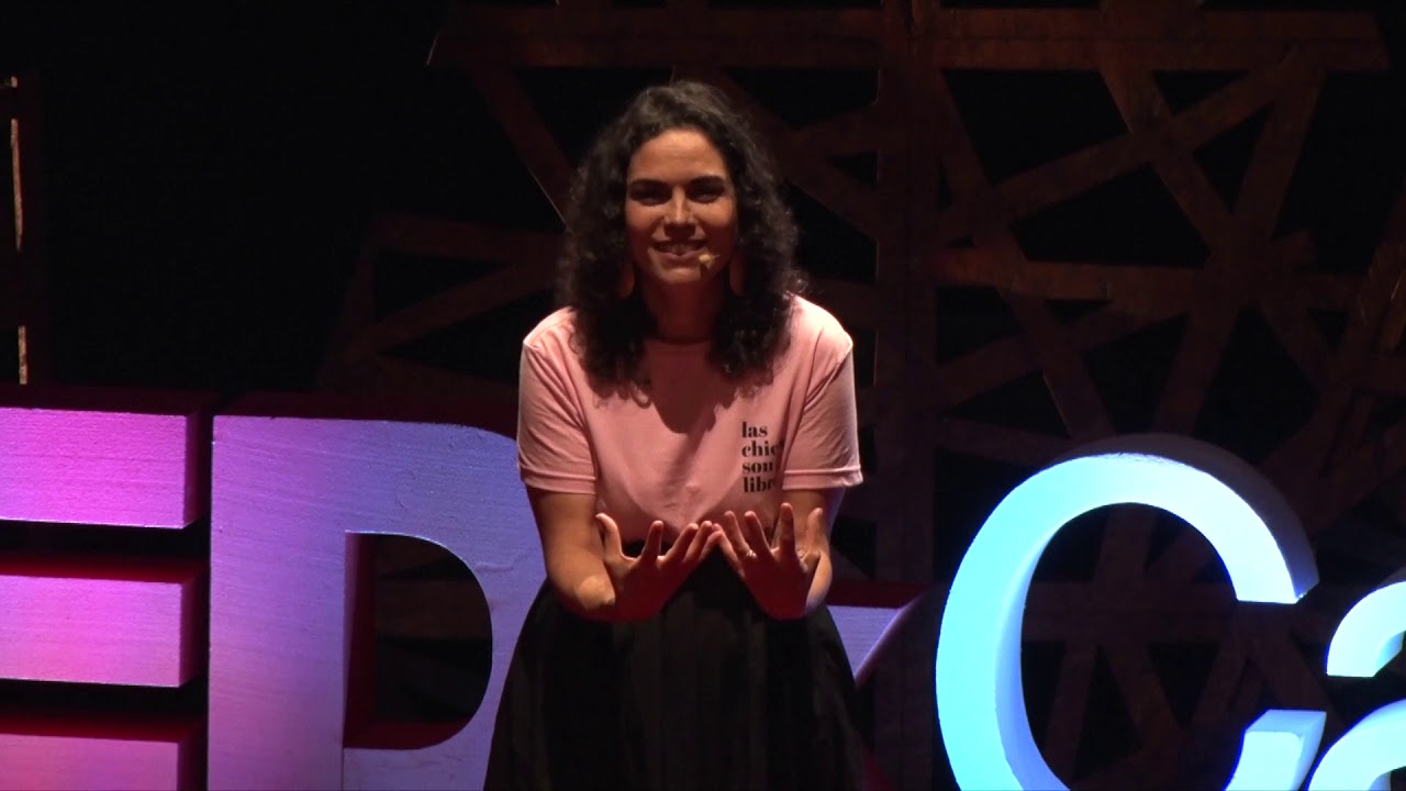 O que significa fazer jornalismo de peito aberto | Cris Bartis | TEDxCampinas