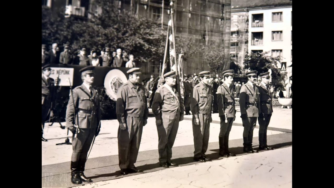 Határőrség : Csapatzászló átadási ünnepség Szombathelyen, 1981-ben