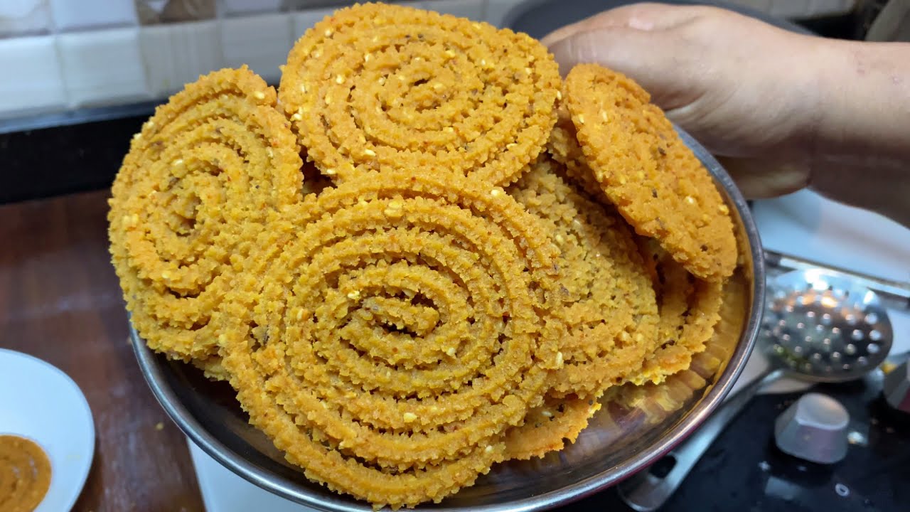 ಅಕ್ಕಿ ಚಕ್ಕುಲಿ ಮಾಡುದು ದೊಡ್ಡ ತಲೆನೋವು ಅಲ್ಲ ಎಷ್ಟು ಸುಲಭ ನೋಡಿ | Perfect Rice Chakkuli |PriyasRecipes 2020