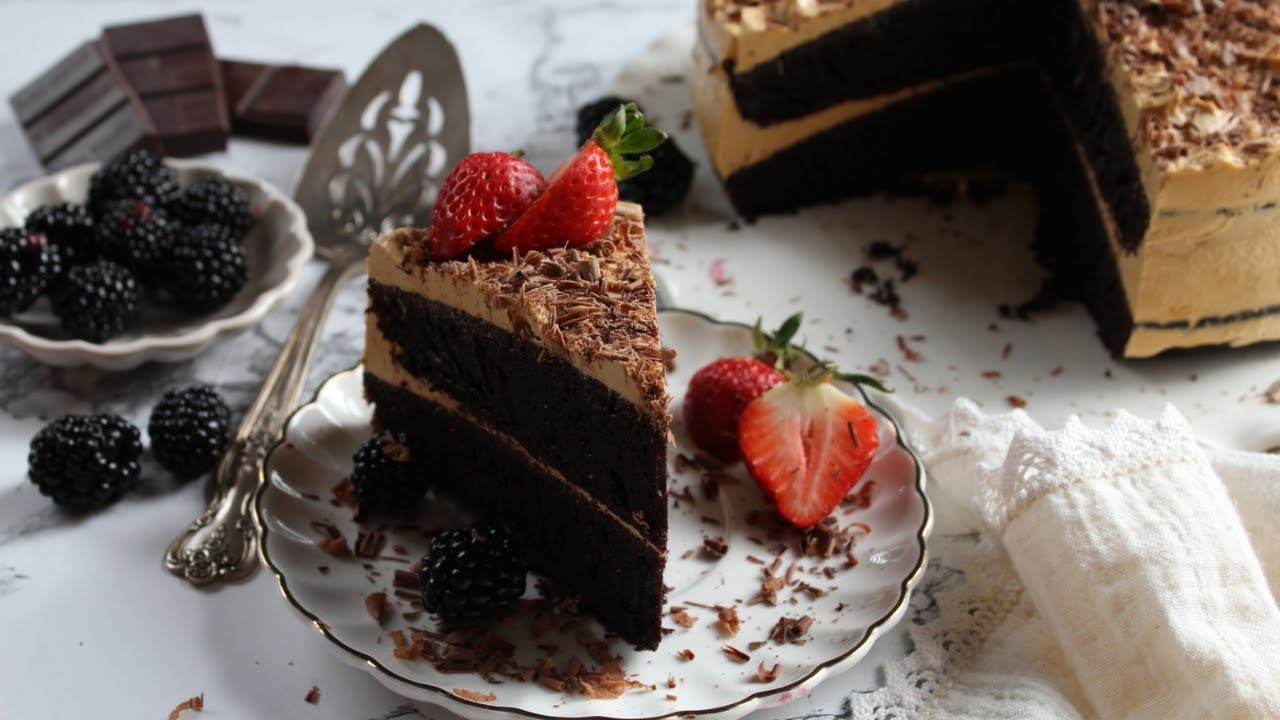 Devil’s Food Cake Recipe (with Dulce de Leche Buttercream) | Rich, Moist & Easy
