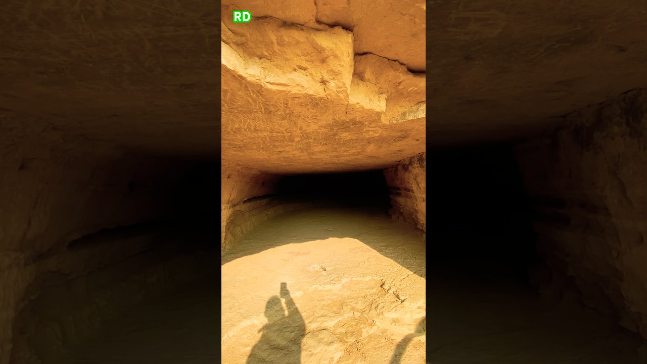 Diri Baba t&uuml;rbəsi ətrafı mağaralar.#shortvideo  #mağara #travel #history #cave #nature #abunəol