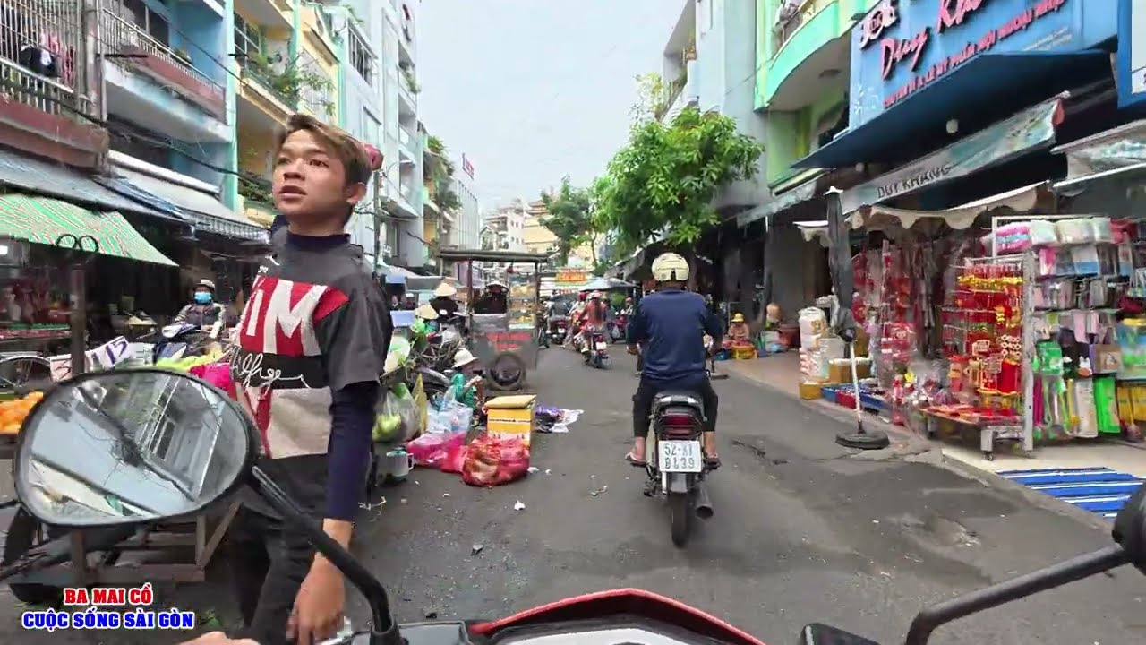 VIỆT KIỀU COI LẠI CHỢ BÌNH TIÊN QUẬN 6 CÓ BỊ CẤM BUÔN BÁN VỈA HÈ KHÔNG? CHỢ LỚN MẤY NGÀY GIÁP TẾT
