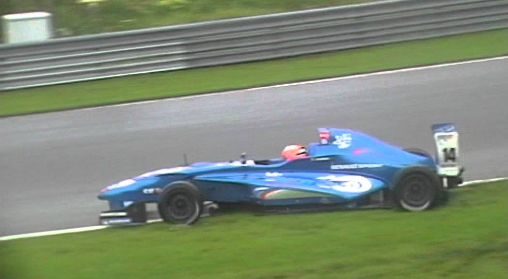 RTL GP Masters of Formula 3 spins & crashes