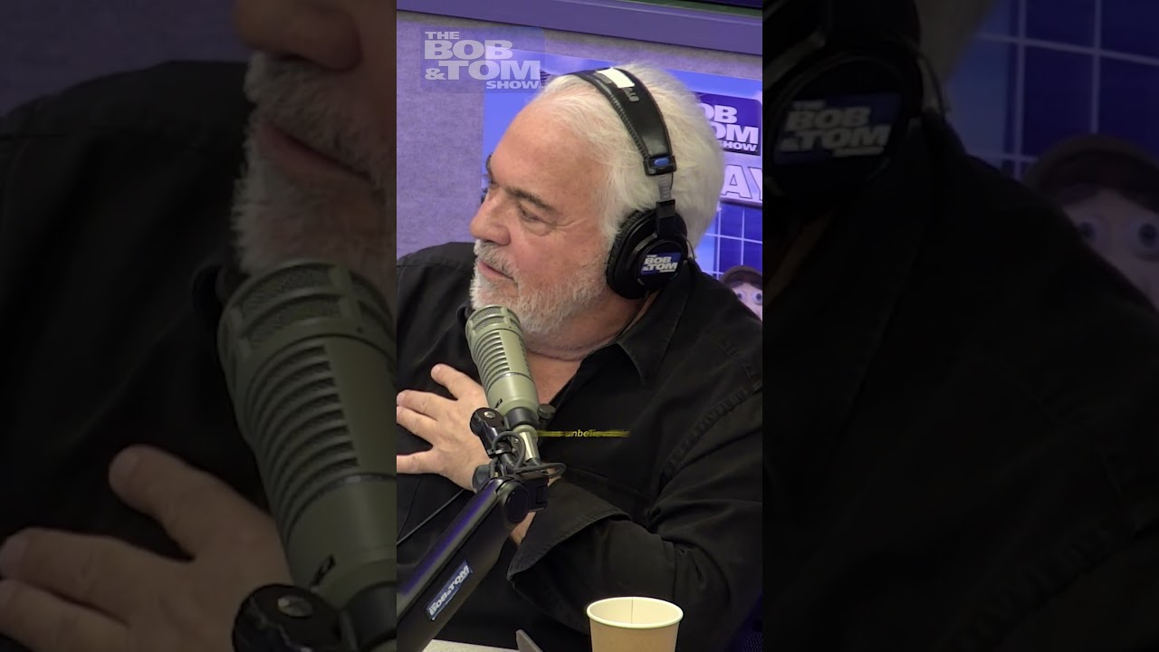 😂 Chick hilariously roasts all of Pat Godwin&rsquo;s fans&mdash;too far or just right? 🤣