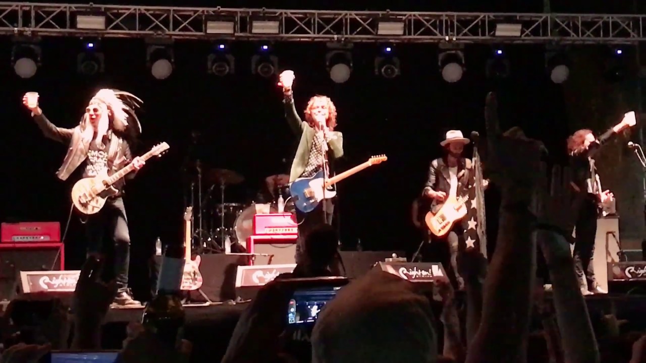 Los Zigarros ft. Leiva - A todo que sí (MontgoRock 2017)