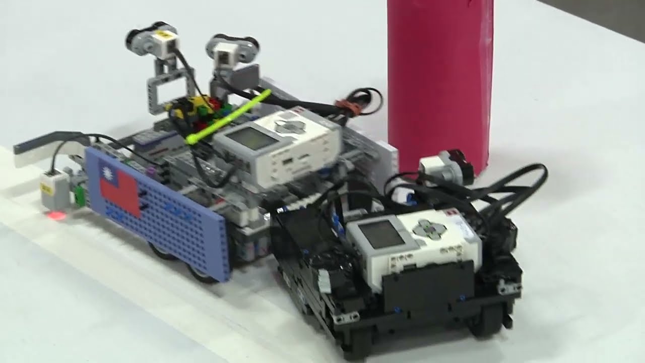 Bottle Sumo Competition at Robofest 2024 World Championship #autonomous #robotics #stem