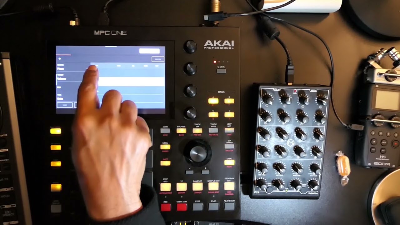 MPC Standalone Tutorial | Dub Mix using an external midi controller
