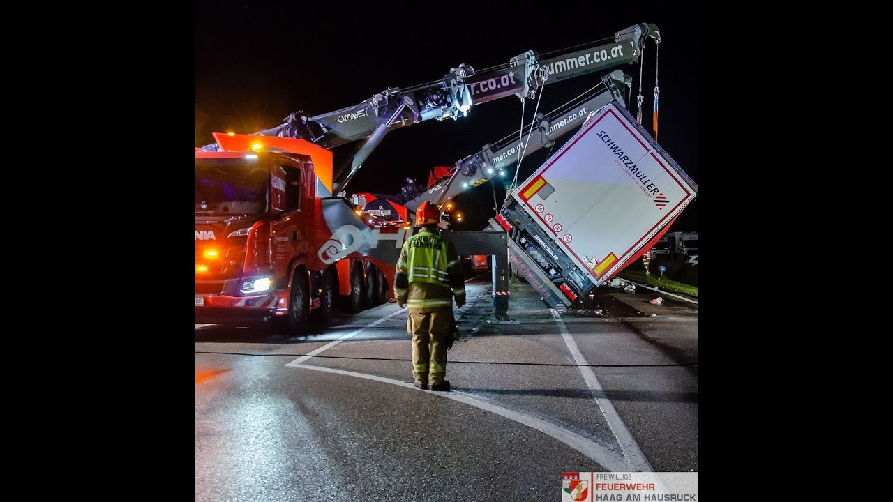 LKW Bergung auf der B141 Rieder Straße