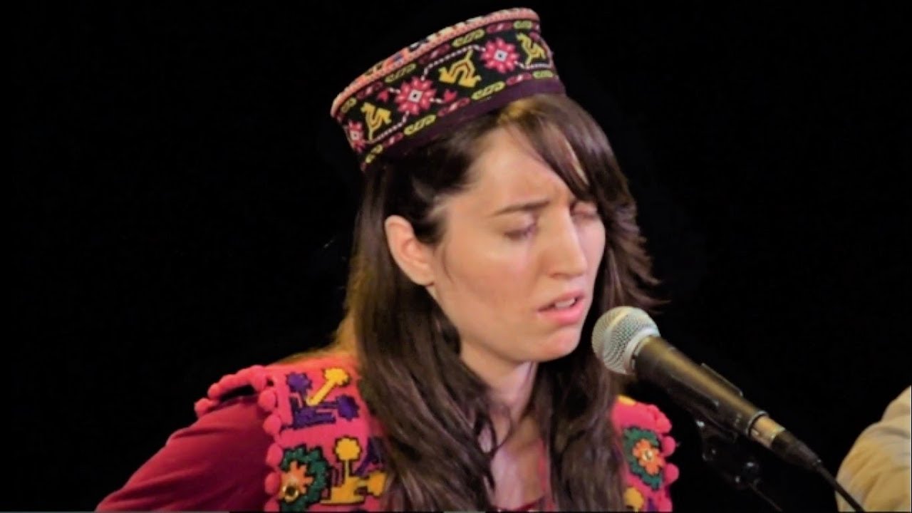 Sufi Music show in Paris  - Ambreen from Chitral
