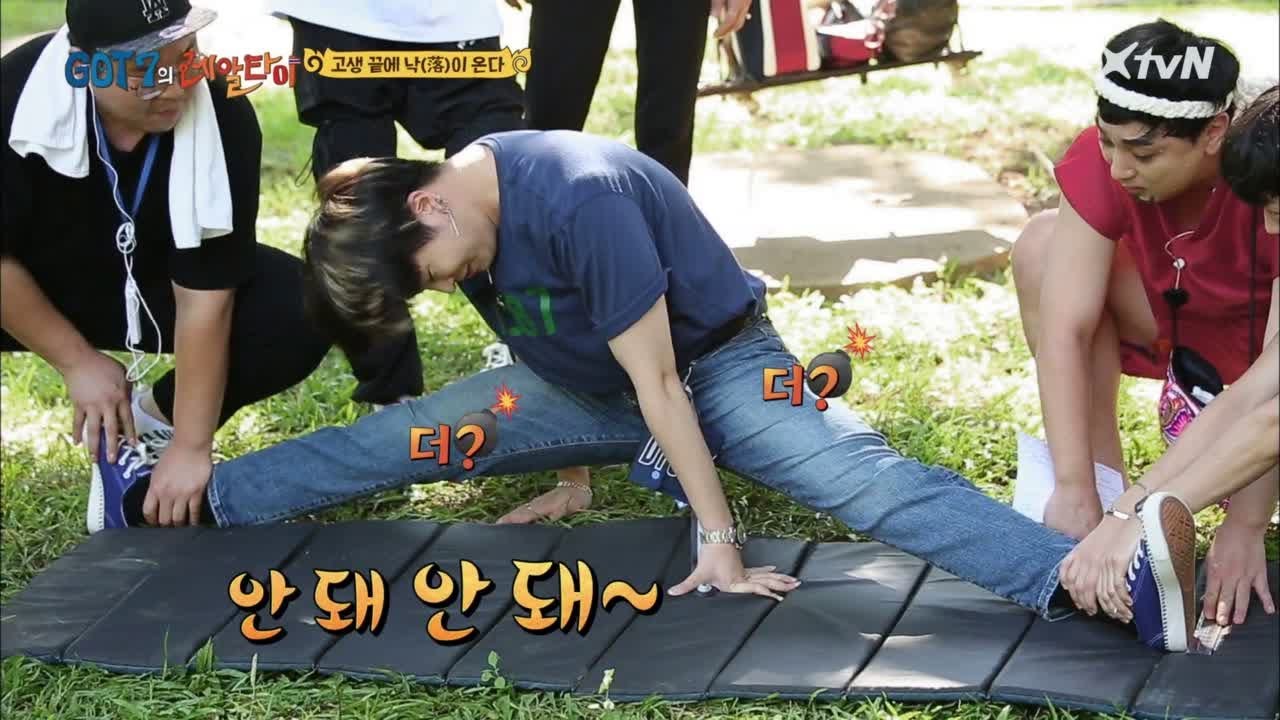 [eng sub][Ep.3] 워밍업 NONO~ 글로벌 #GOT7 불타오르는 다리찢기 실력은?! (GOT7 Realthai)