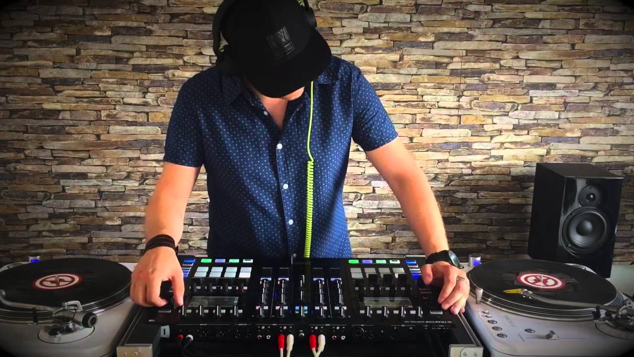 Traktor Kontrol S8 STEMS Mixing