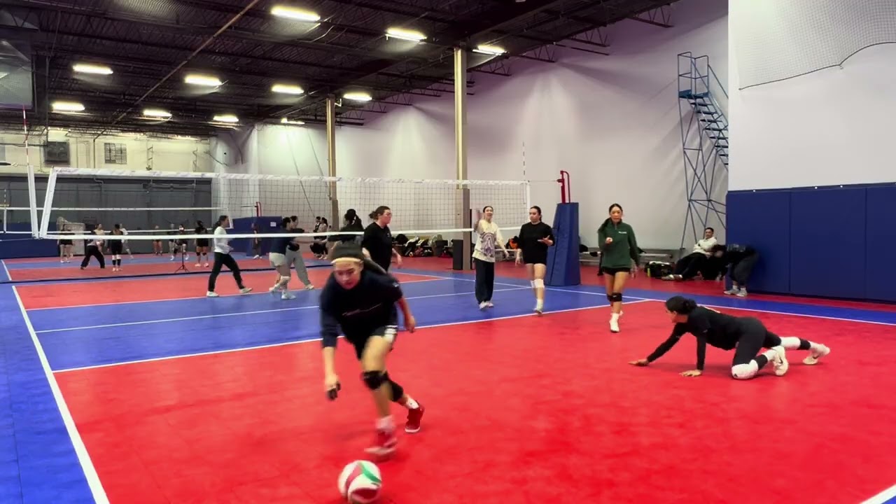WL W9 | Game 1 Set 1