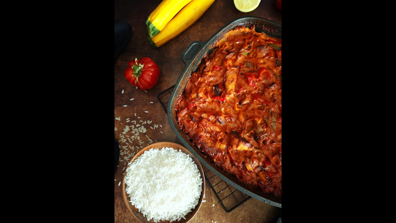 Veganes Paprika Sahne Hähnchen aus dem Ofen.
