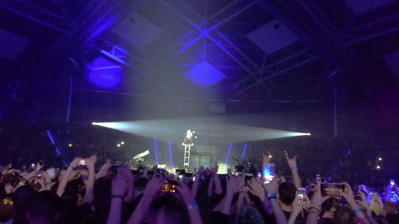Twenty one pilots - Car radio (POLAND, ŁÓDŹ, 15.02.2019) 4K