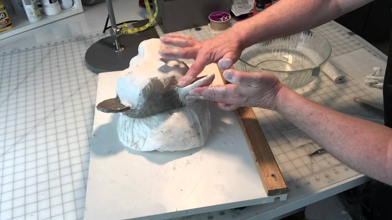 How to Do Plaster Wrap