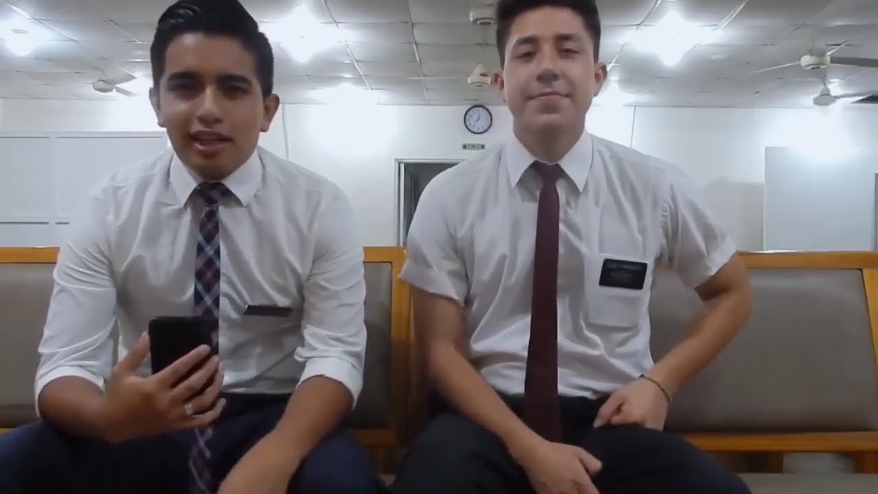 Esto hacen los Mormones ELDERES en su día Iglesia de Jesucristo SUD Misioneros