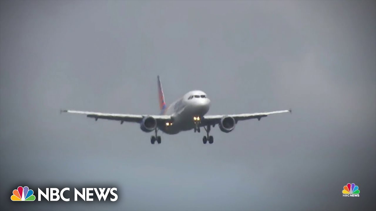 Allegiant plane avoids mid-air collision at 23,000 feet