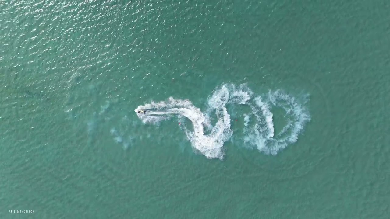 אופנוע ים מהרחפן Jet ski from drone view