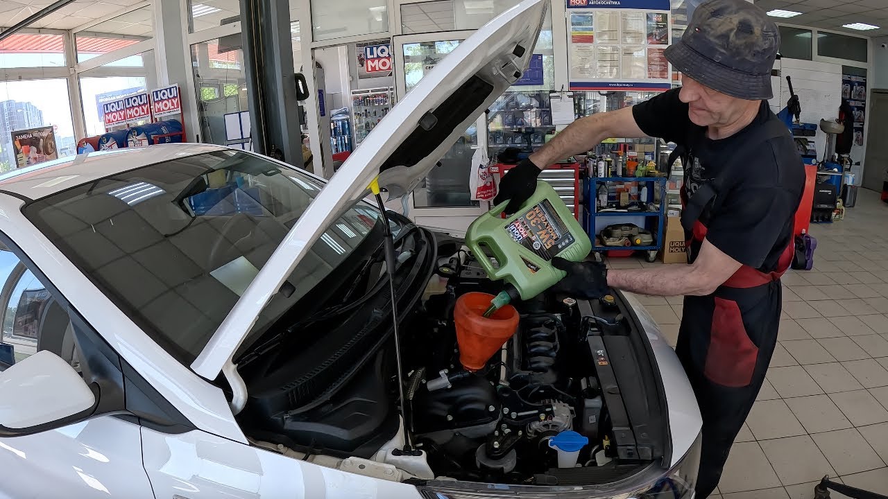 ЗАМЕНА МАСЛА LIQUI MOLY MOLYGEN НА HYUNDAI SOLARIS