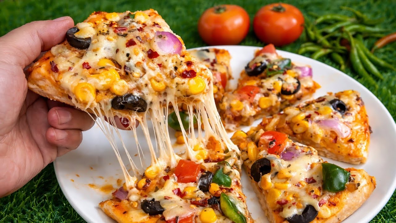 Ghar Par Dominos Style Pizza | Bina Oven Perfect Pizza Recipe |