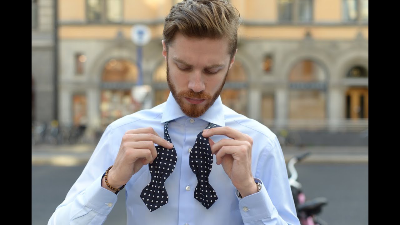 La Chemise l&auml;r dig knyta en fluga f&ouml;r hand i 5 steg.