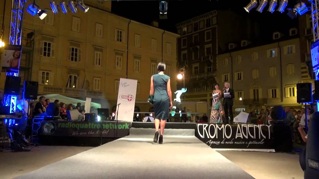 Miss Trieste 2013  finalissima  Piazza Ponterosso
