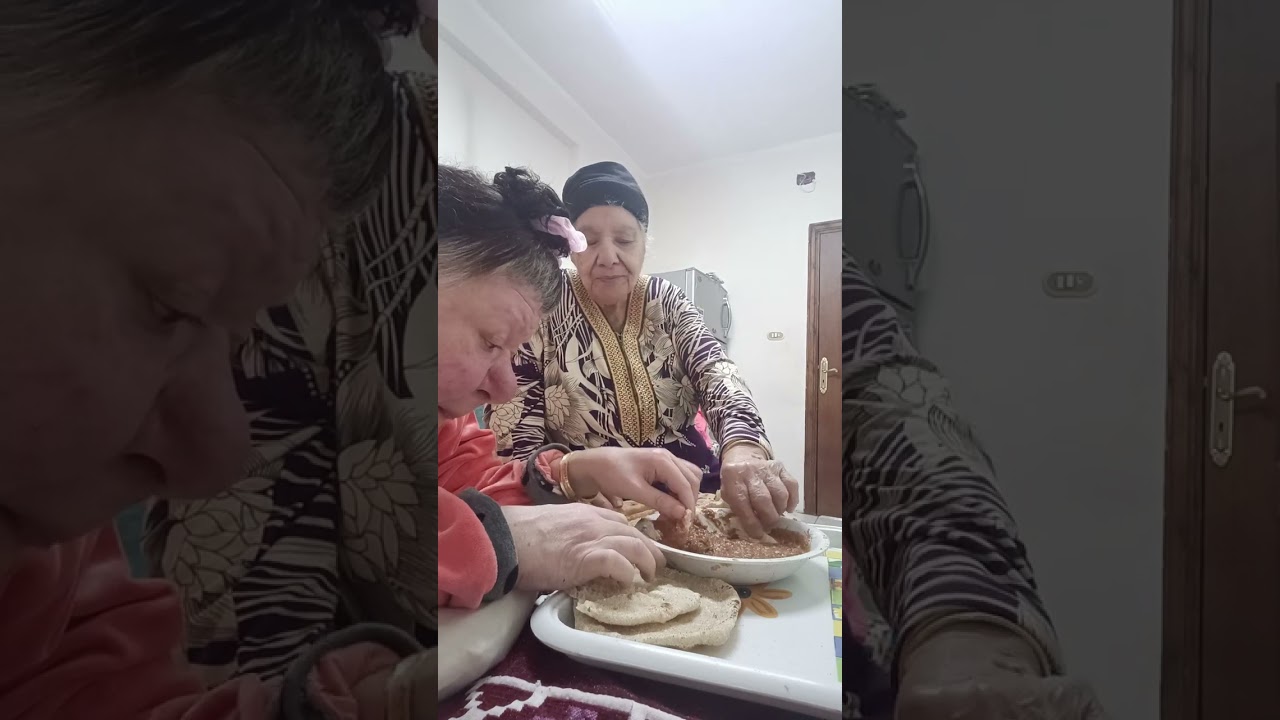 اكله فول بس طعمها جميل اتفضلوا معانا كل سنه وانتم طيبين رمضان بعيد عليكم سعيد يا رب،👍👍🙏🙏🙏
