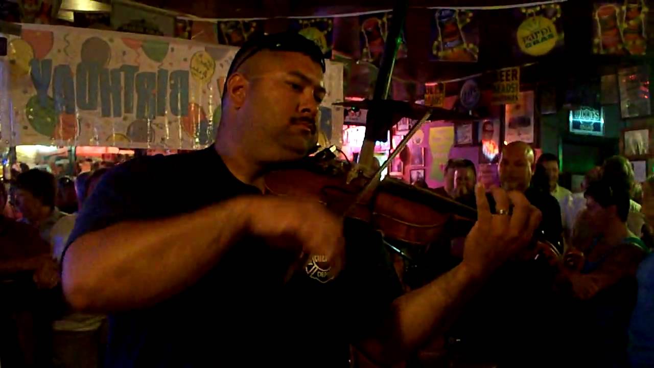 Fred's Lounge 08-01-09