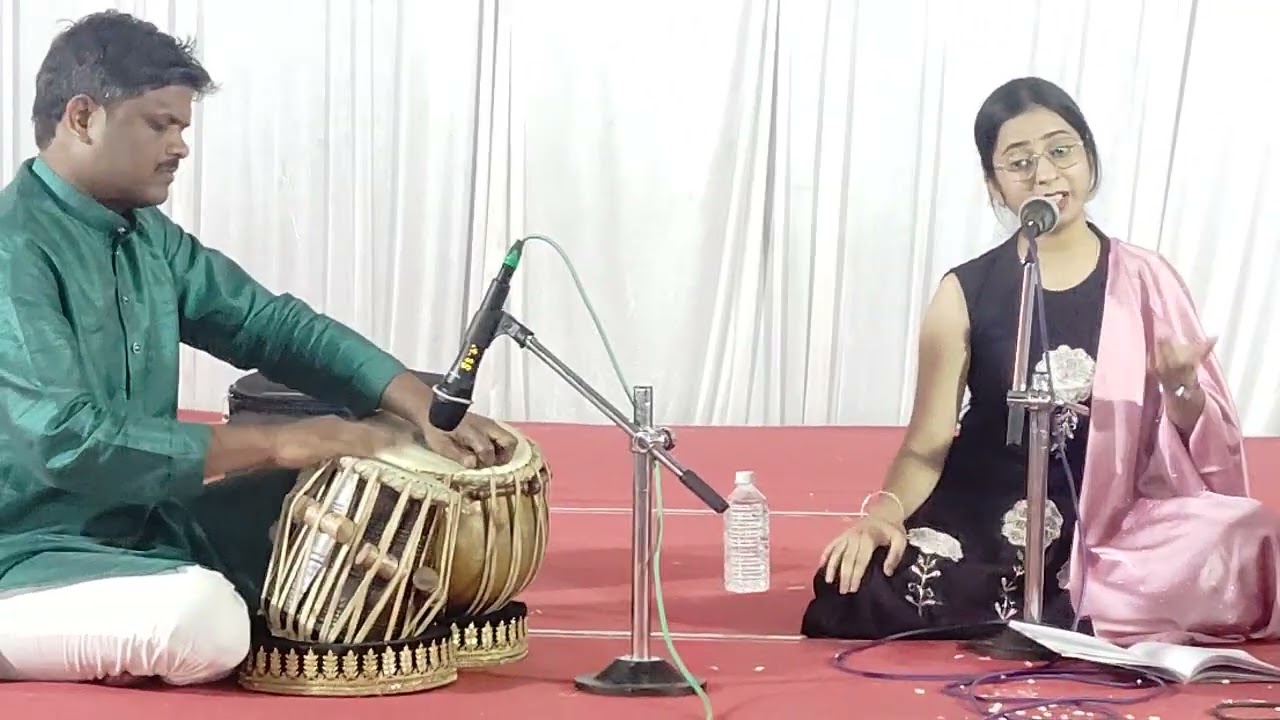 3)- Shruti Chatni  sung devotional songs at Sri Siddharoodh Math Hubli on 14/2/2026