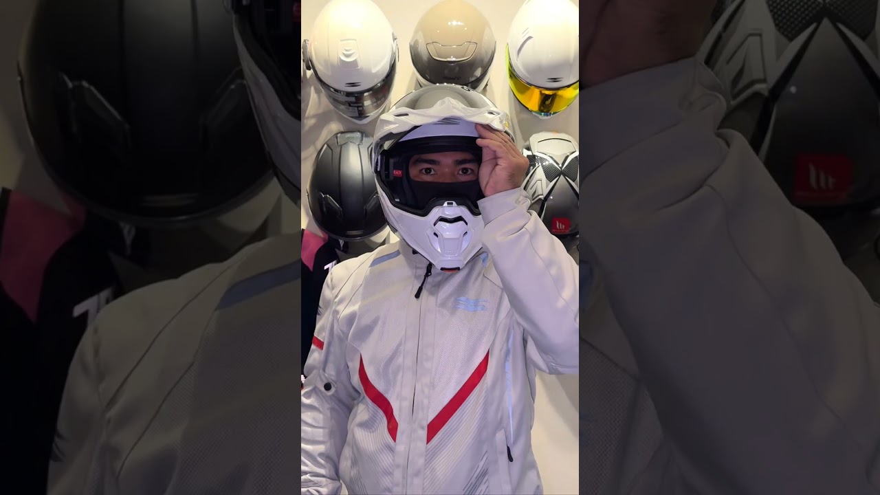 The most convertible hybrid helmet from Spyder!