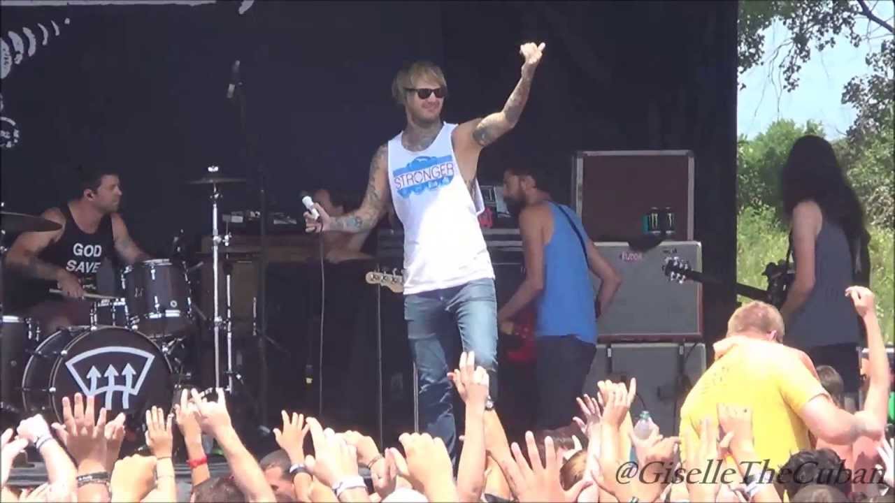 Chiodos - The Undertaker's Thirst For Revenge is Unquenchable (Live at Warped Tour)