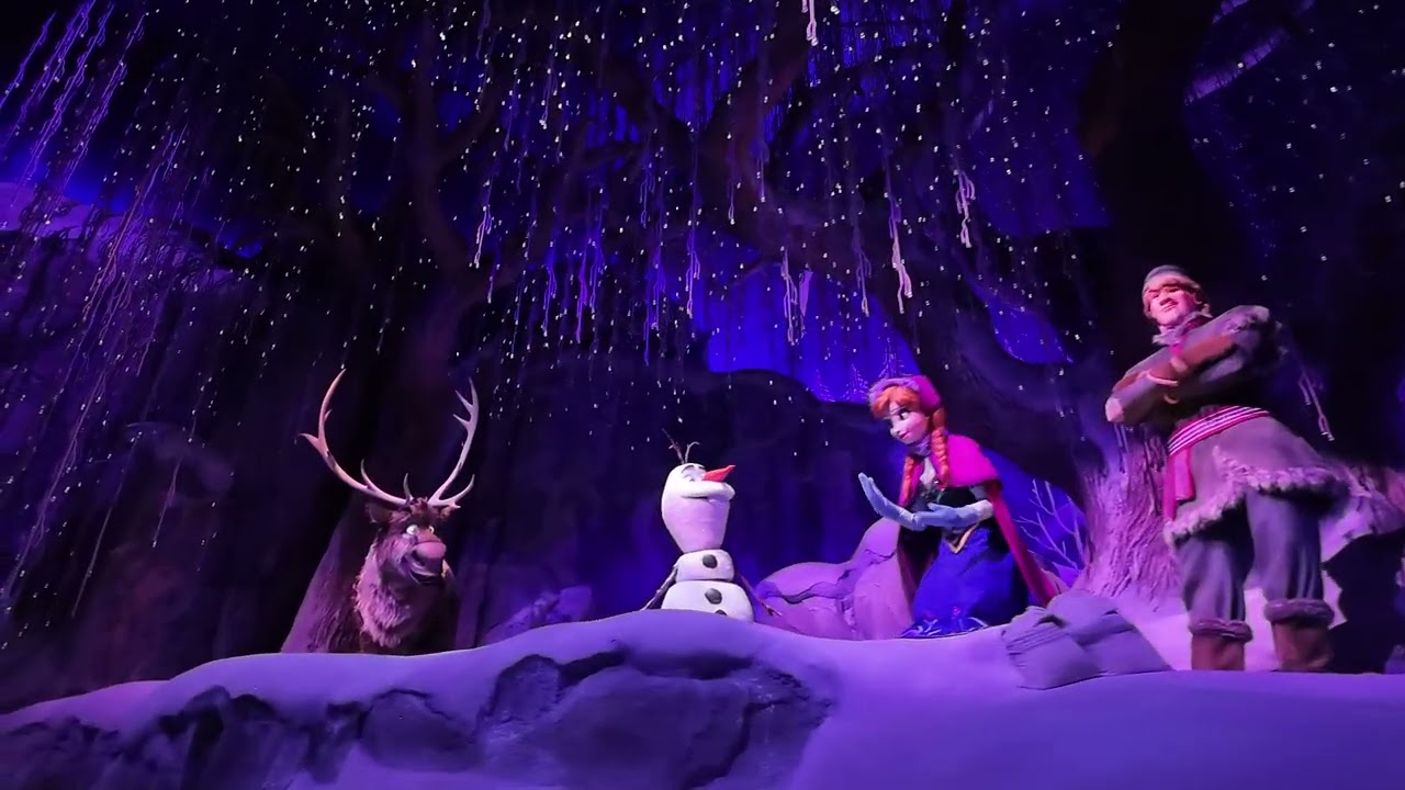 Tokyo Disney Sea FROZEN Ride