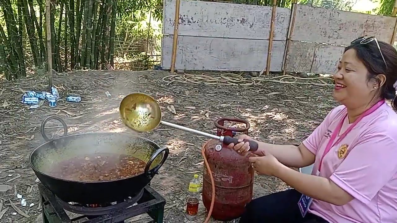 Picnic with staff members #porkmeat #cooking #viralvideo #ftyp #viralreels 