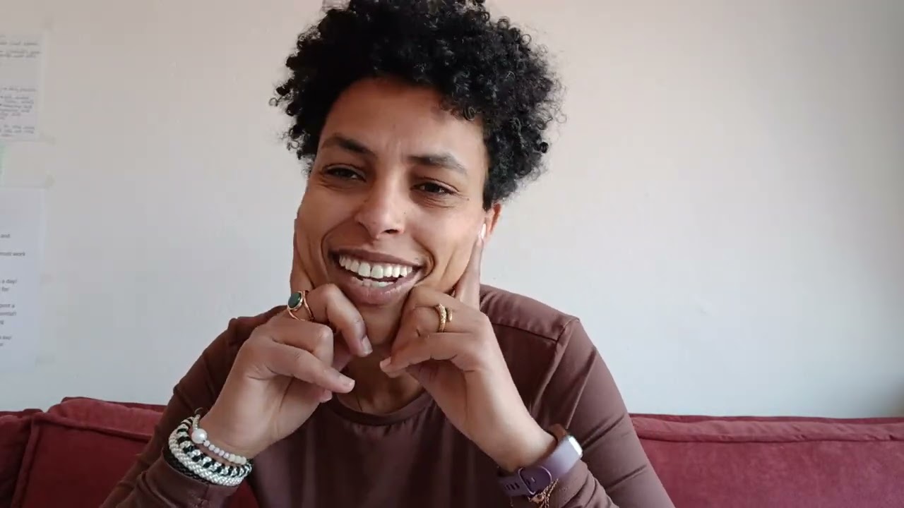 እዚ ሓላፍነት ኣብ ኢድኩም የረክበኩም ኣለኩ።