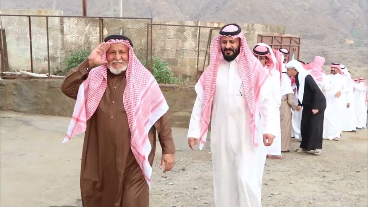 معايدة اهالي وادي ثمران بتهامة الباحه  عيد الفطر المبارك لعام ١٤٢٧/١٠/١¤مشاهده ممتعه وعساكم من عواده