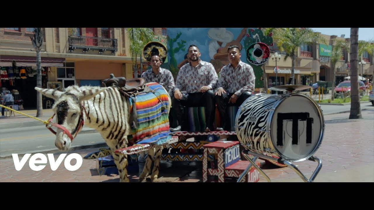 LA BANDA DEL MANGO-LA QUE RETUMBA Y SUENA (VIDEO OFICIAL 2018)