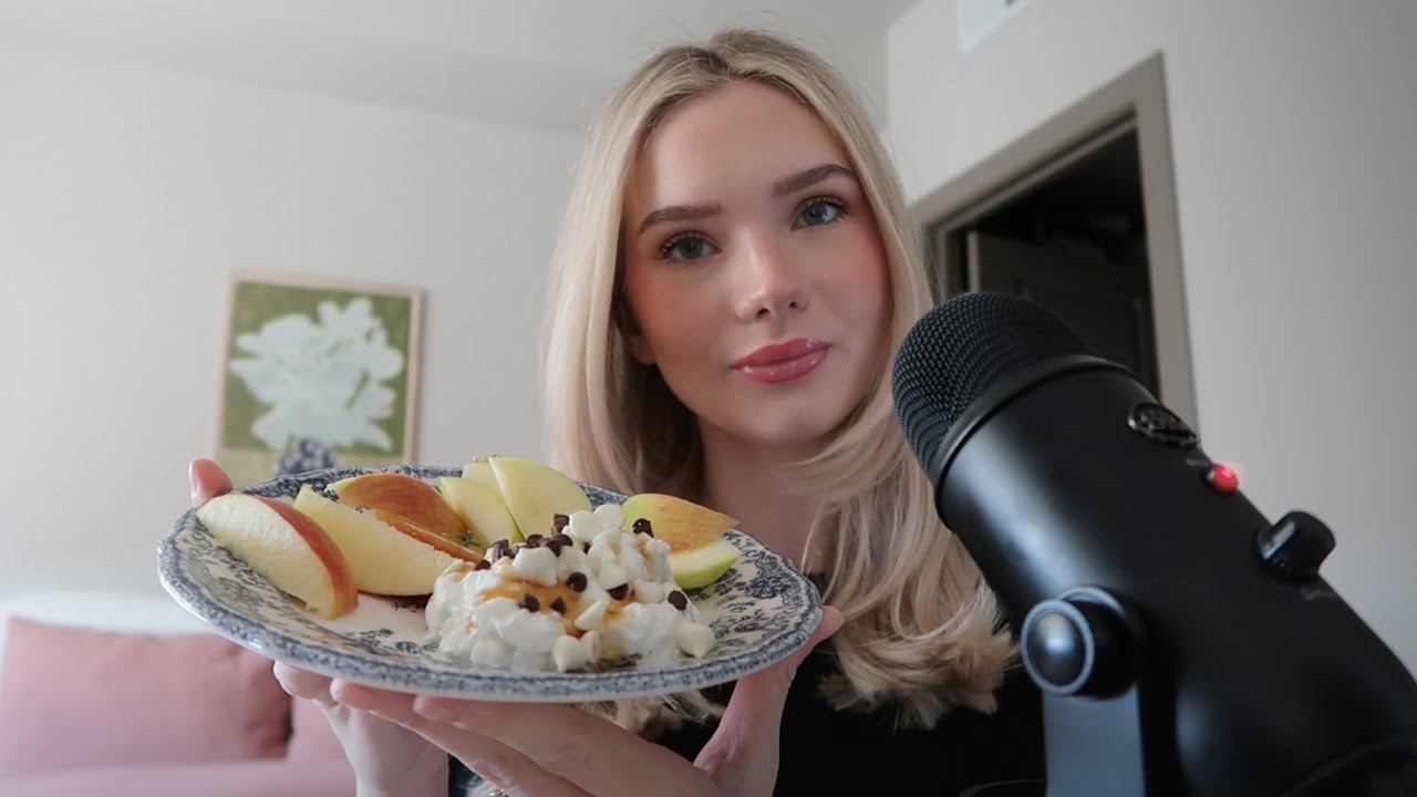 ASMR | eating apples and yogurt #crunchy sounds*