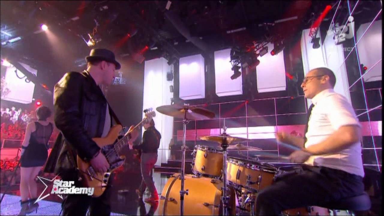 Superbus - Whisper @Star Academy 27/12/12