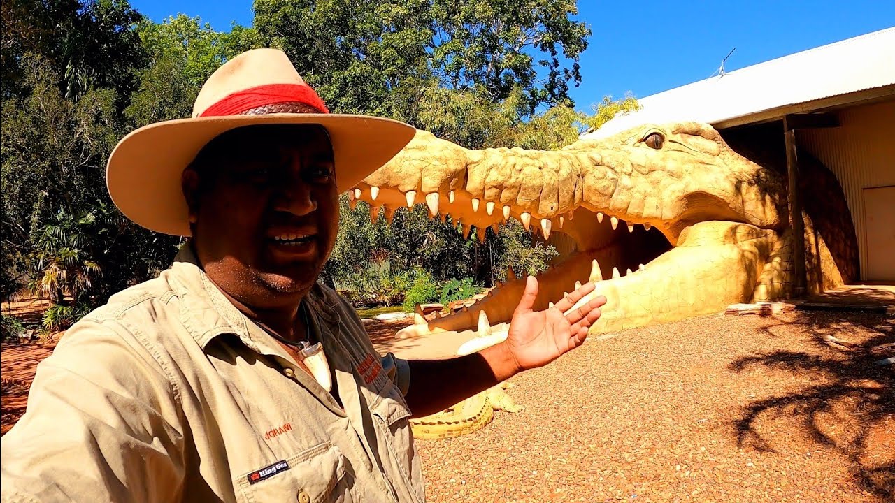 MABU BURU LIFESTYLE Ep 34 - STROLL THROUGH THE MALCOLM DOUGLAS CROCODILE PARK WITH TOUR GUIDE JOHANI