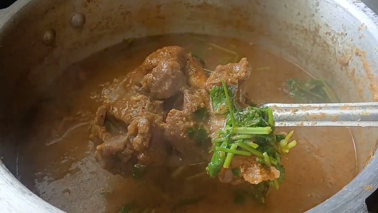மட்டன் எடுத்தா கிரேவி இப்படி ஒரு முறை செய்ங்க #hami's kitchen#muttongravy recipe in tamil#hotelstyle