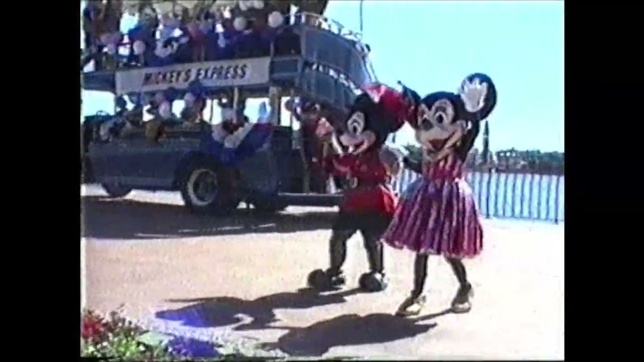 EPCOT-1987-Character Omnibus