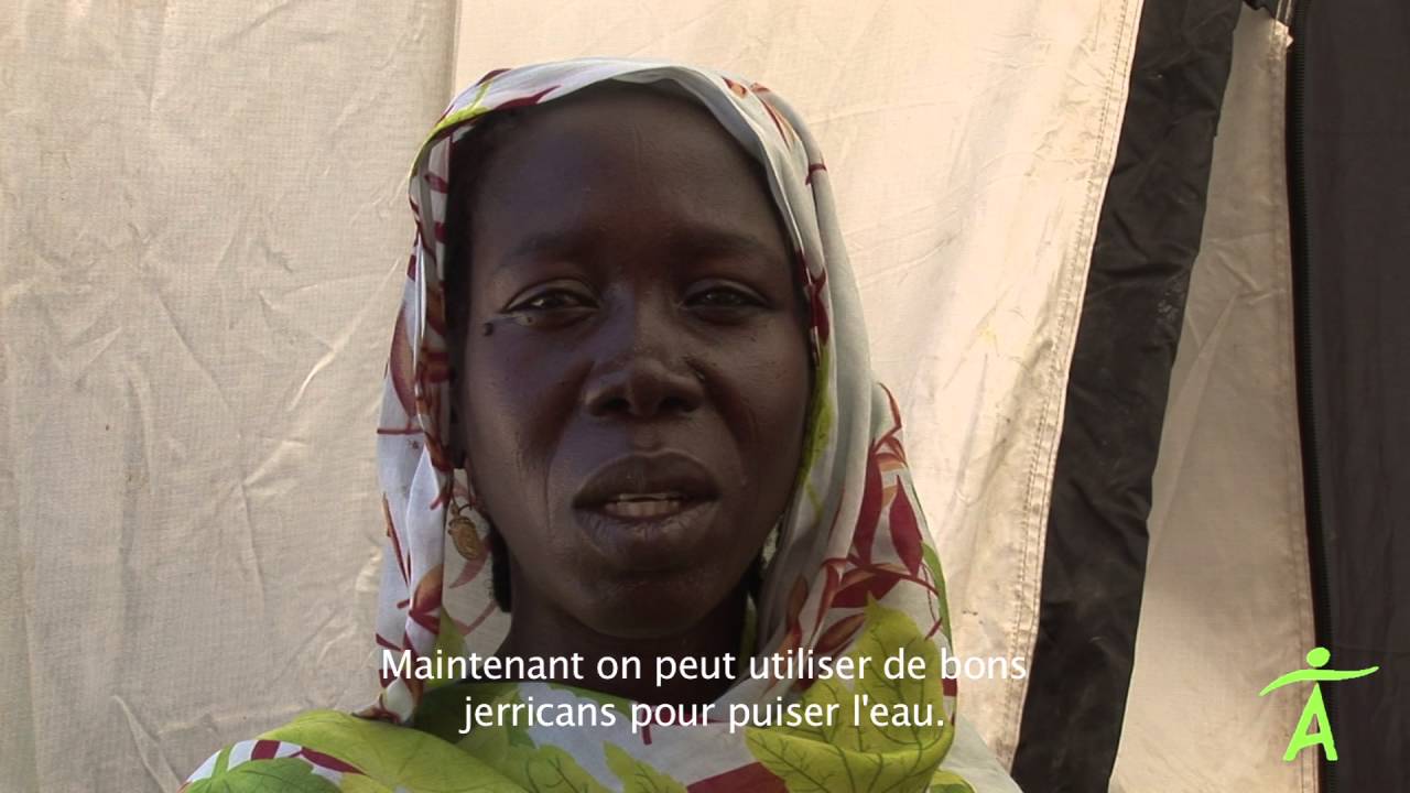 Providing shelter to Nigerian Refugees in Cameroon - French Version