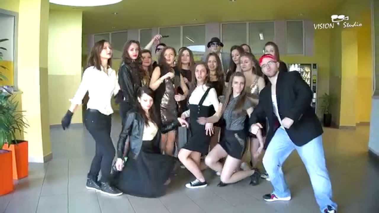 Czołówka ZS nr 3 w Hrubieszowie. Klasa 3c