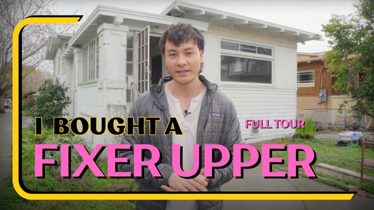 I bought my first fixer upper! | FULL TOUR | Ep.1